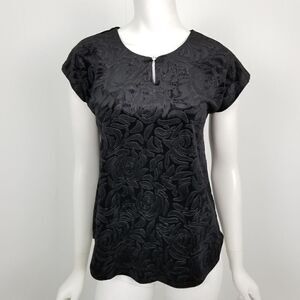NWT Notations Floral Embossed Velvet Top SP
